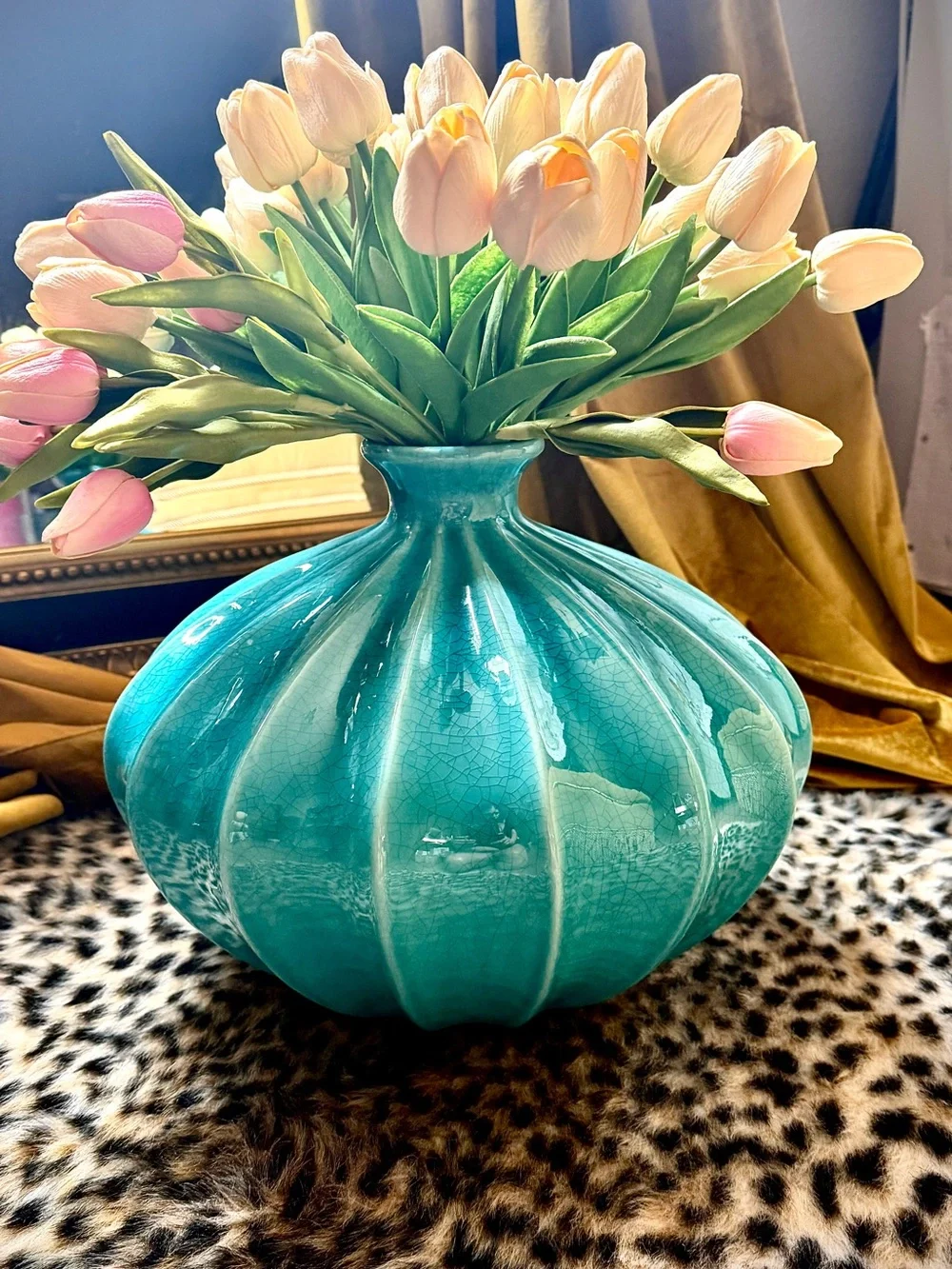 ♥️ Vintage LARGE Teal Ribbed Ceramic genie 🧞‍♂️Vase